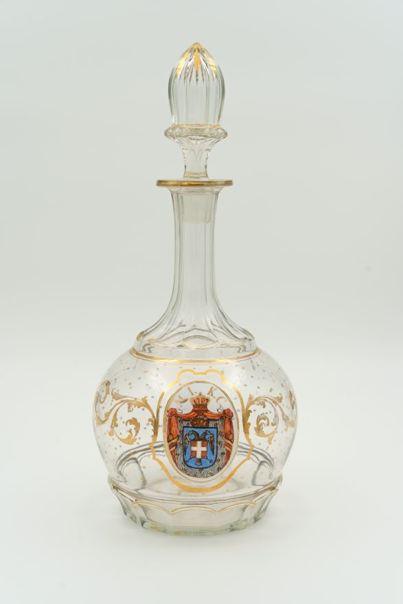 Decanter with the monogram of King Milan